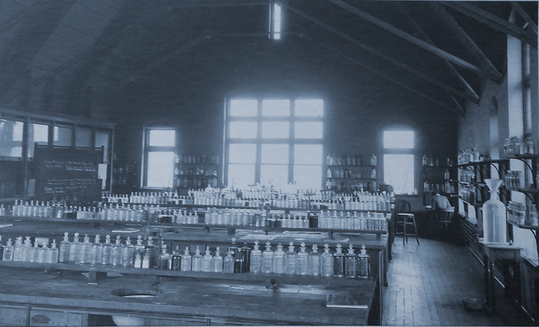 Third slide; Photograph of the Major Chemistry Lab in Dalton Hall c. 1900 at Bryn Mawr College
